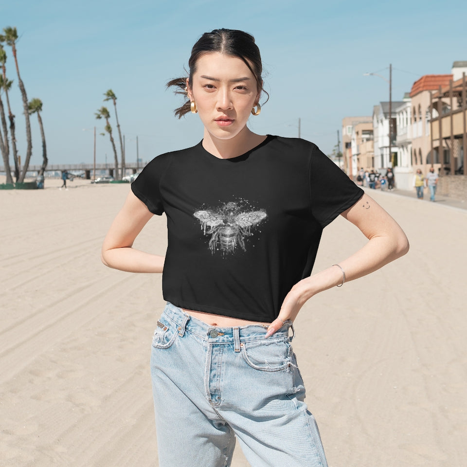 Bee  Crop Top - Women's Flowy Cropped Tee